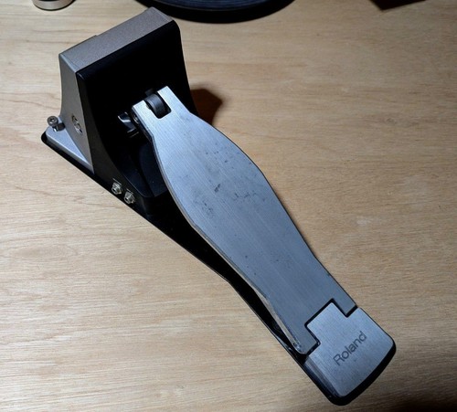 Roland kick trigger - kick,