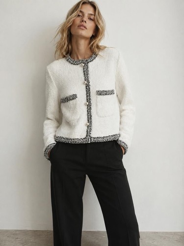 Contrast trim pearl - contrast, button