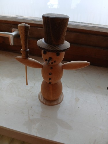 Schneemann aus holz - ,