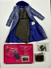 Integrity Toys Zune Queen Binx