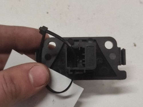 Peugeot 307 2005 switch hazard - peugeot,