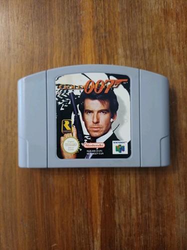 N64 golden eye james bond - eye,