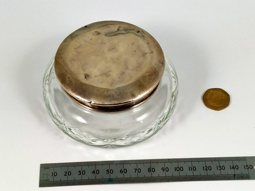 Davenport ltd a l - a., ?