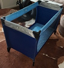 Gebrauchtes Babyreisebett von "hauck", in gutem Zustand