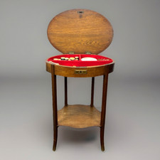 Nähtisch mit viel Zubehör Beistelltisch Massivholz  Antik Jugendstil Art Deco