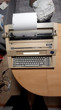 Gebrauchte Triumph Adler  Elektrische Schreibmaschine  SE 610 DS mit Display