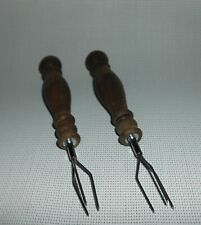 WMF " BURGUND " 2 Pellkartoffelgabeln  Cromargan mit Holzgriff 80 er Jahre