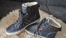 modische Damen Boots der Marke