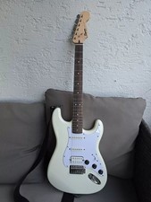 Squier Bullet Strat HSS AWT