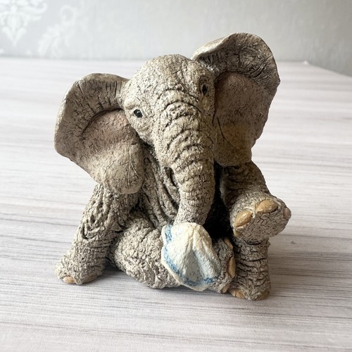 Pfotenabdrücke tuskers wilbur - tuskers,