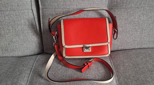 Oliver rote handtasche mit - s'oliver,