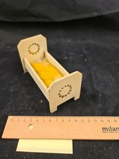 Bett Einzelbett Kinderbett Schlafzimmer Puppenstube Möbel antik alt Lundby