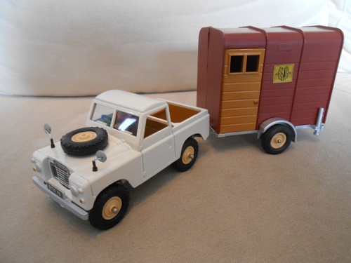 Land rover b - ", land-rover