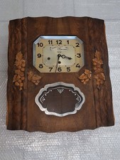 Antike große Wanduhr