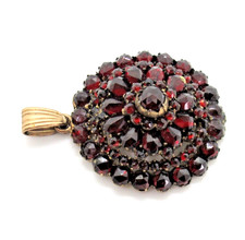 5 Stufiger Granat Anhänger