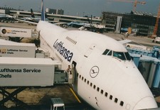 Lufthansa Boeing 747 mit drei