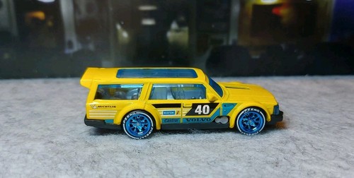 Hot wheels volvo 240 - volvo, drift