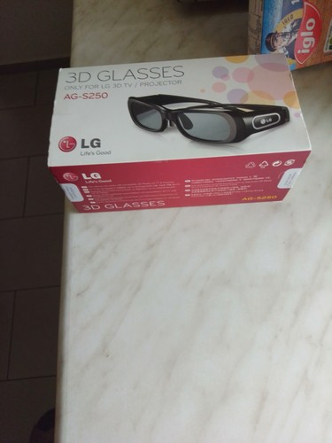 Zweimal brille mit akku - lg,