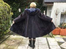 AUSGEFALLENER NERZ/LEDER