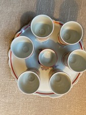 Wunderschöne alte Eierbecher