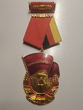 DDR Medaille Orden Banner der