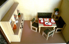 Puppenhaus- Puppenstube -Bodo