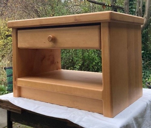 Massiv holz nachtschrank - massiv-, erle