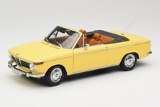 80430145820 BMW 2002 Cabrio Bright Green Minichamps 1/18