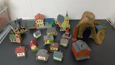 Modellhäuser Kirche Bahnhof