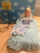 70er 80er Jahre Sindy Pedigree Bedtime Schlafaugen mit Bett! Tlc!