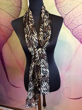 Seidenschal  100 % Seide  Halstuch  170 x 22 cm. Neu