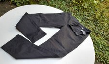 Schwarze Hose in Jeans-Look, Baumwolle, Gr 52, W35 L33: Bund 89 cm, Innenbein 83