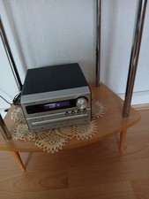 Musikanlage mit CD- und Radiofunktion