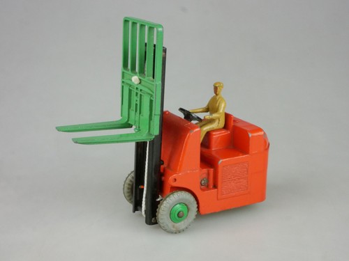 Dinky toys 401 coventry climax - coventry,