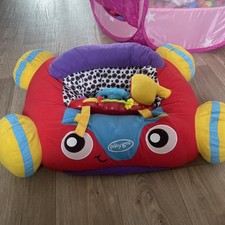 Playgro Plüschauto mit interaktivem Spielmodul - abnehmbares Lenkrad -