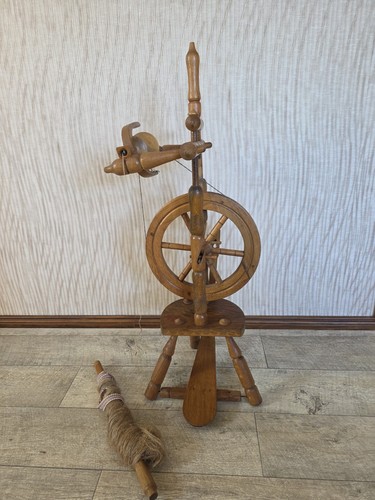 Spinnrad funktionsfähig - spinnrad,