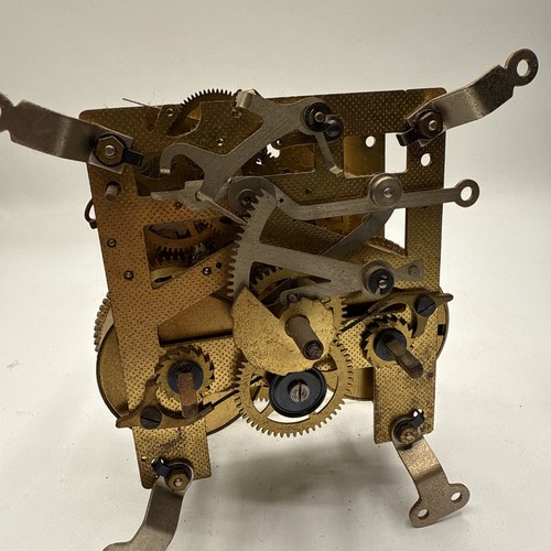 Altes uhrwerk wanduhr - uhrwerk,