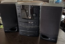 GRUNDUG MINI SYSTEM M26 TUNER RADIO CD-WECHSLER CASSETETTENDECKS