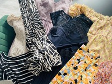 Verschiedene Kleider Abendkleider Sommerkleider Bodentiefe Und Kurze Kleider