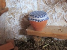 Krippenzubehör - Tontopf mit