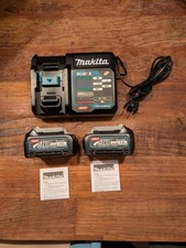 Makita Power Source Kit 40 V max. (191E07-8)  mit 2x BL 4020 + DC 40 RA 