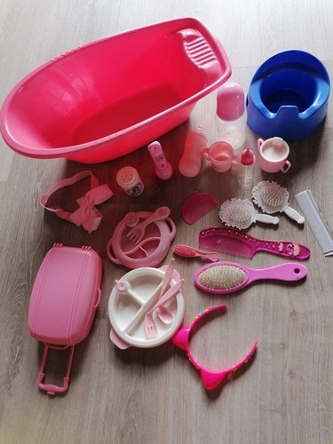 Puppenbadewanne mit viel