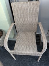 Terassenstühle zum Stapeln fast neu