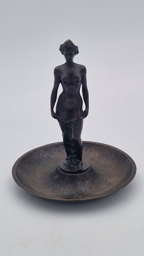 Bronzefigur weiblicher akt - weiblicher,