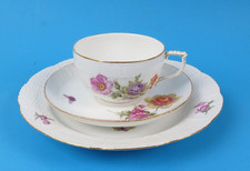 KPM Berlin handbemalte Teetasse & UT Neuosier, Kuchenteller Goldrand Porzellan 2