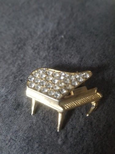 Vintage trifari brosche - trifari,