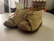 Antike Baby-Lederstiefel