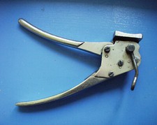 Signode- , Einhandspanner für