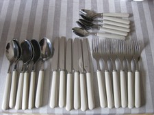 Bestecke Löffel Gabel Messer Griffe weiss  24 teile, teilweise neu
