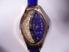 Damen Armbanduhr gold ca. 3x5cm, blaues Armband, kaum getragen, TOP-ZUSTAND !!!